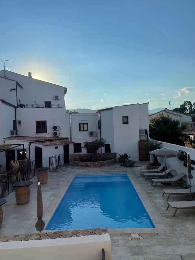 Hotel Restaurant La Caravelle Sari-Solenzara Exterior foto